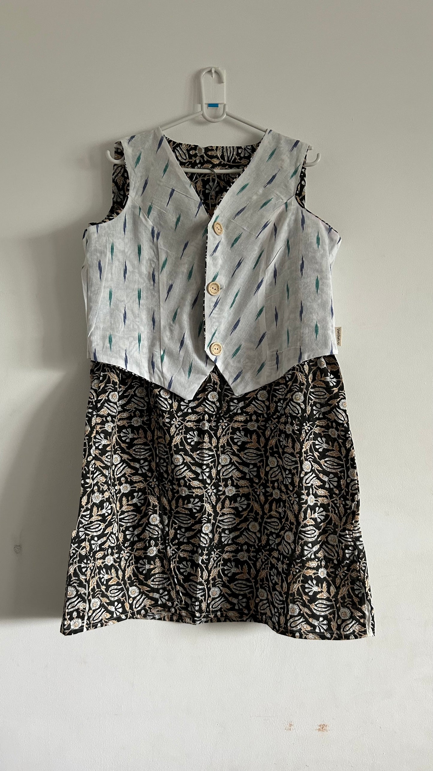Reversible Vest - Black Hollymock