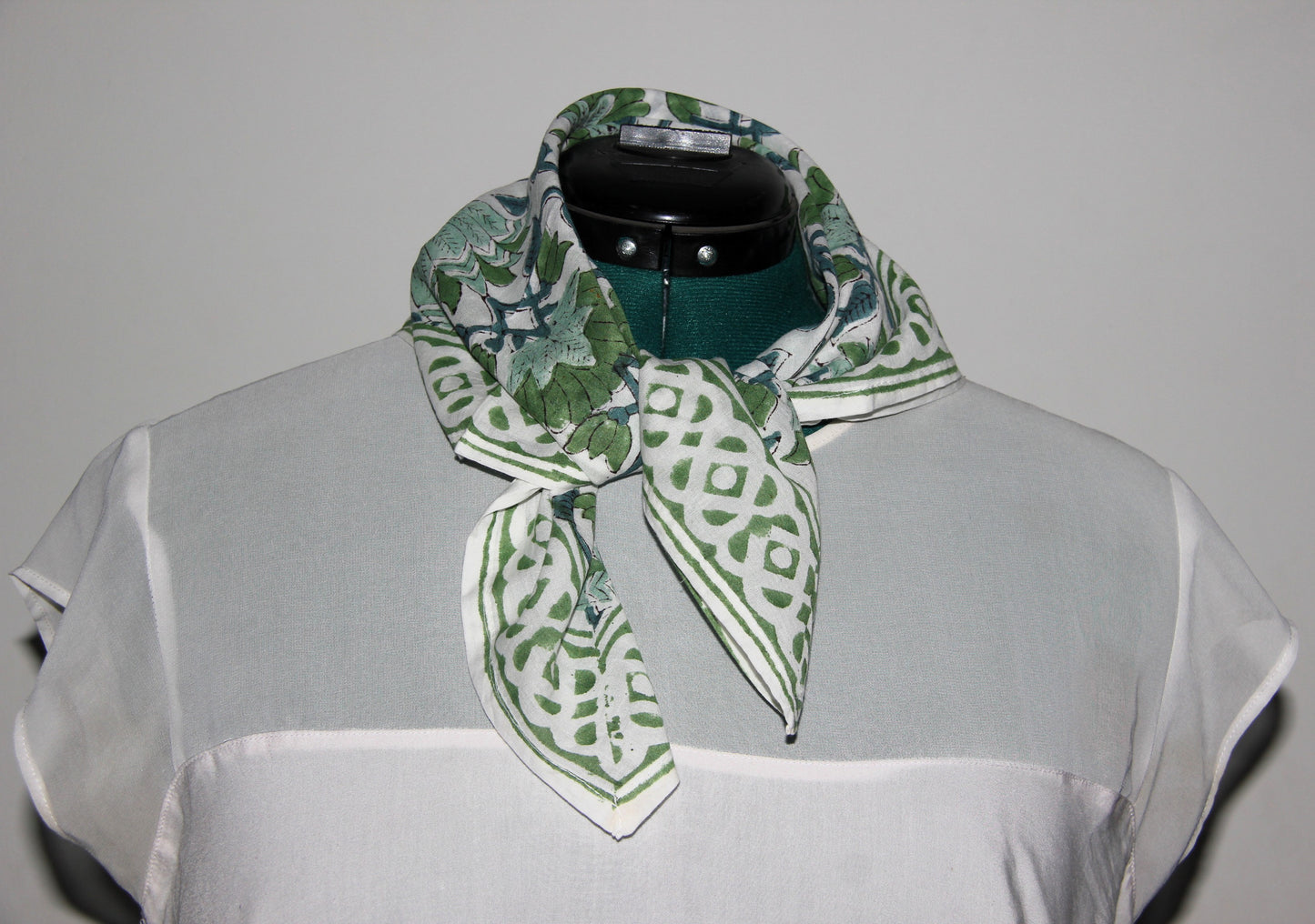 Esarfa mică - Small Scarf