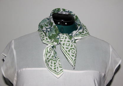 Esarfa mică - Small Scarf
