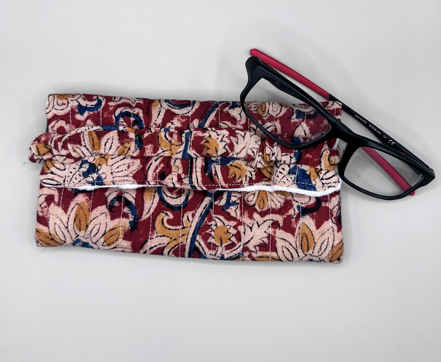Glasses case